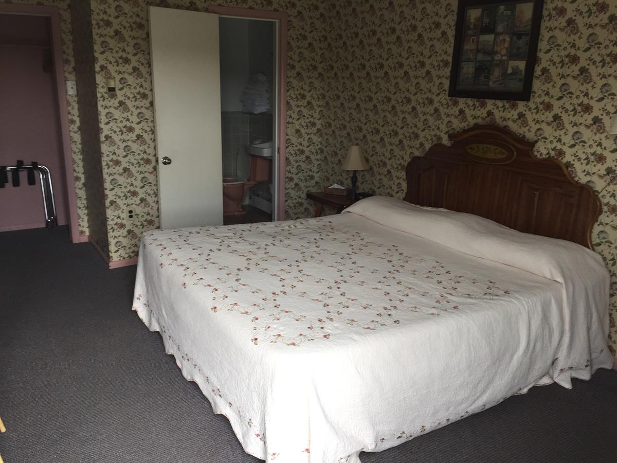 Londonderry Swiss Inn מראה חיצוני תמונה